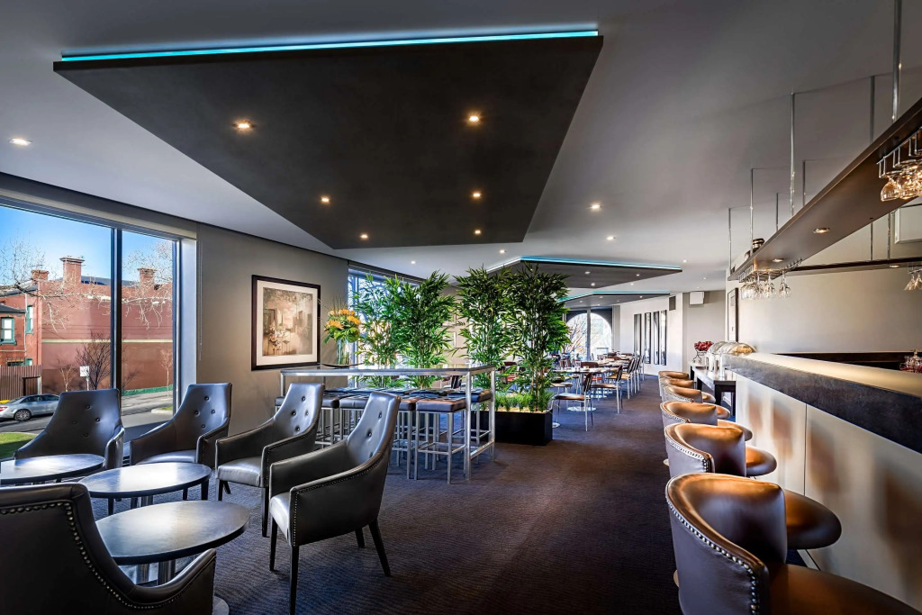 BEST WESTERN PLUS Travel Inn