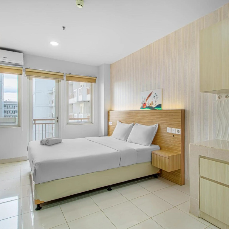 Skyland Sentul Tower Apartment