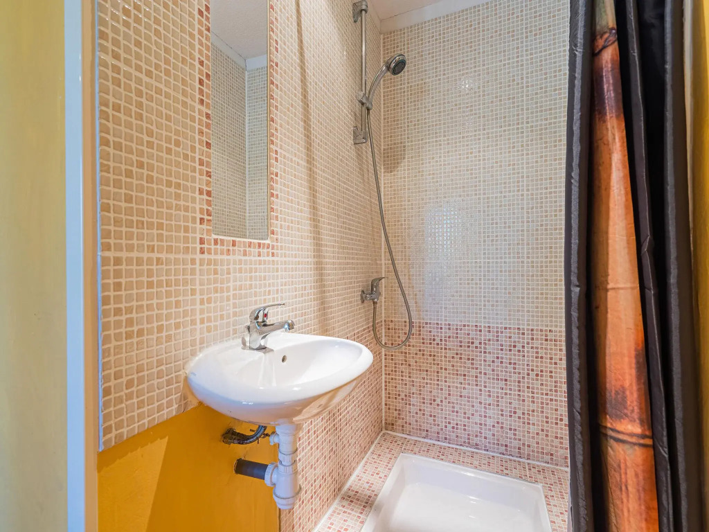 Mesmerising villa in Les Vans with private pool