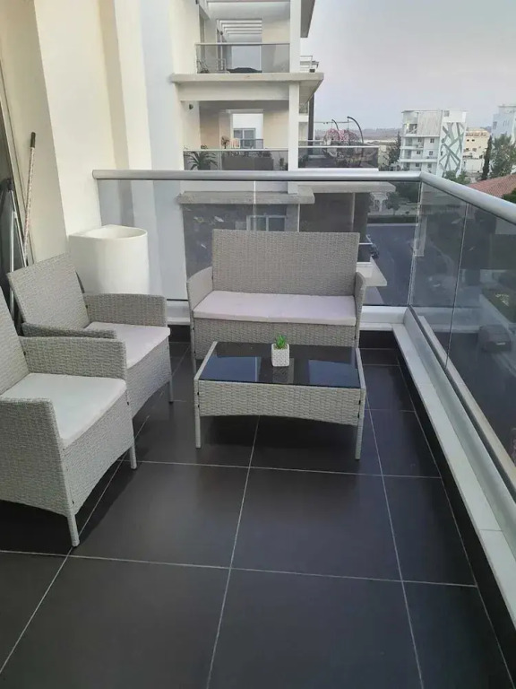 Lovely 2-bed Apartment in Larnaca