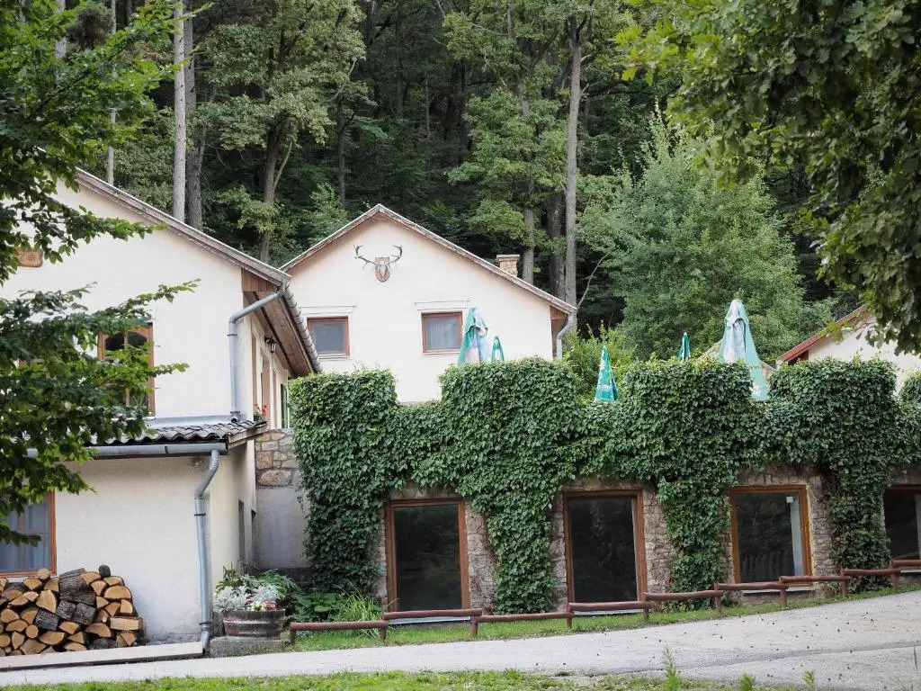 Rókabérc Vadászház Hotel
