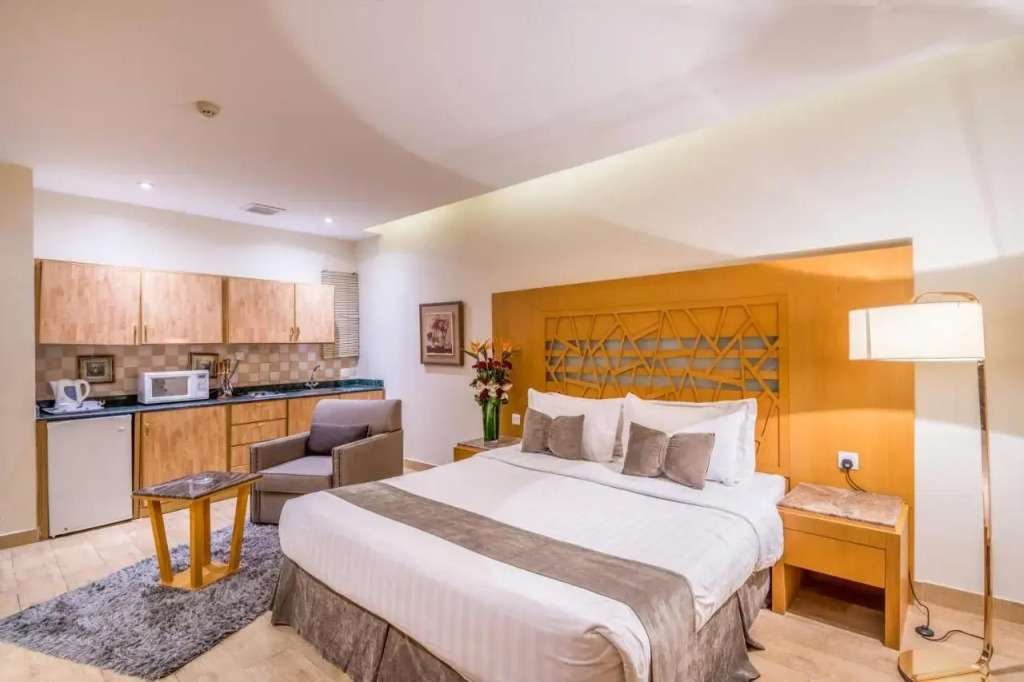 Al Muhaidb Residence Al Malaz 4 - Economic