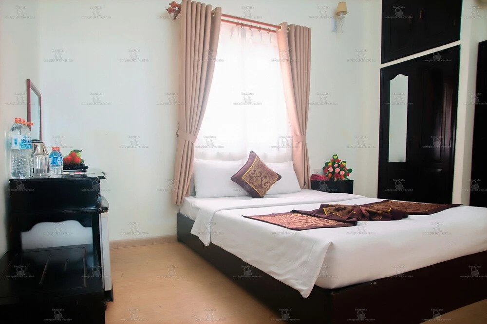 Golden Tulip Hotel