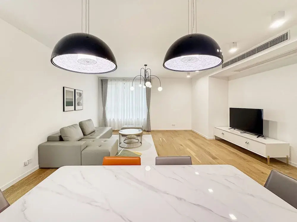 Tyms 2BR 2BA Apt Near MetroCity Line 1 9