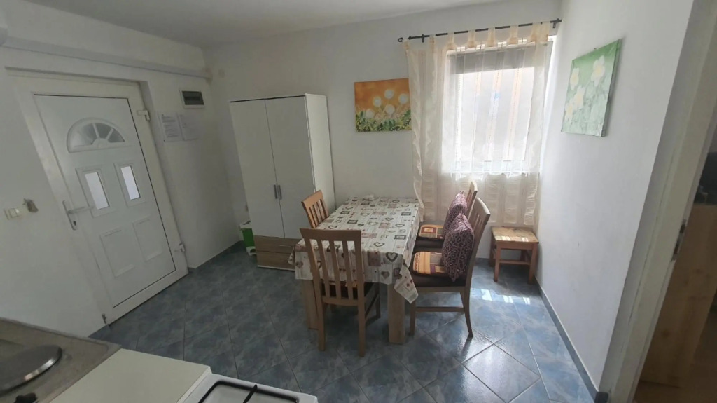 Apartments Gavro