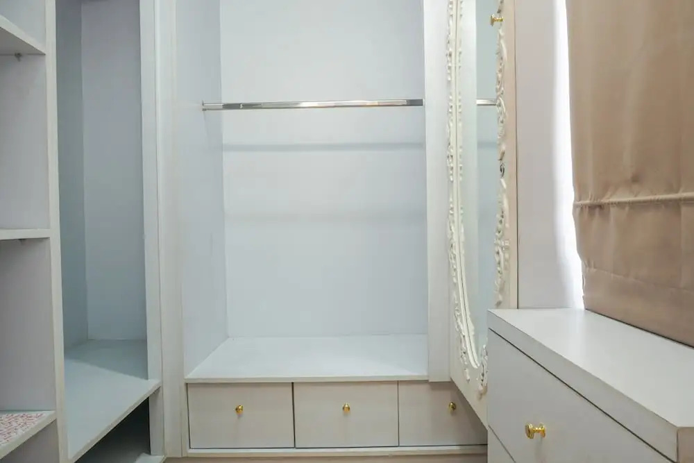 Spacious and Fully Furnished 2BR Cosmo Mansion Apartment