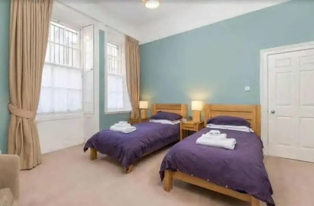Hanover Street! Heart of the Centre 2bd/2bath