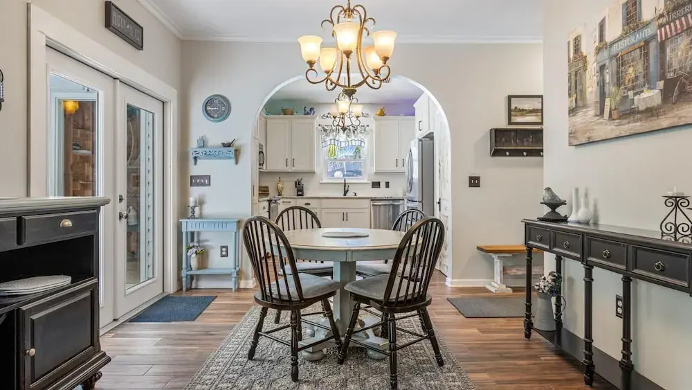 Southern Charm by Southern Vacation Rentals