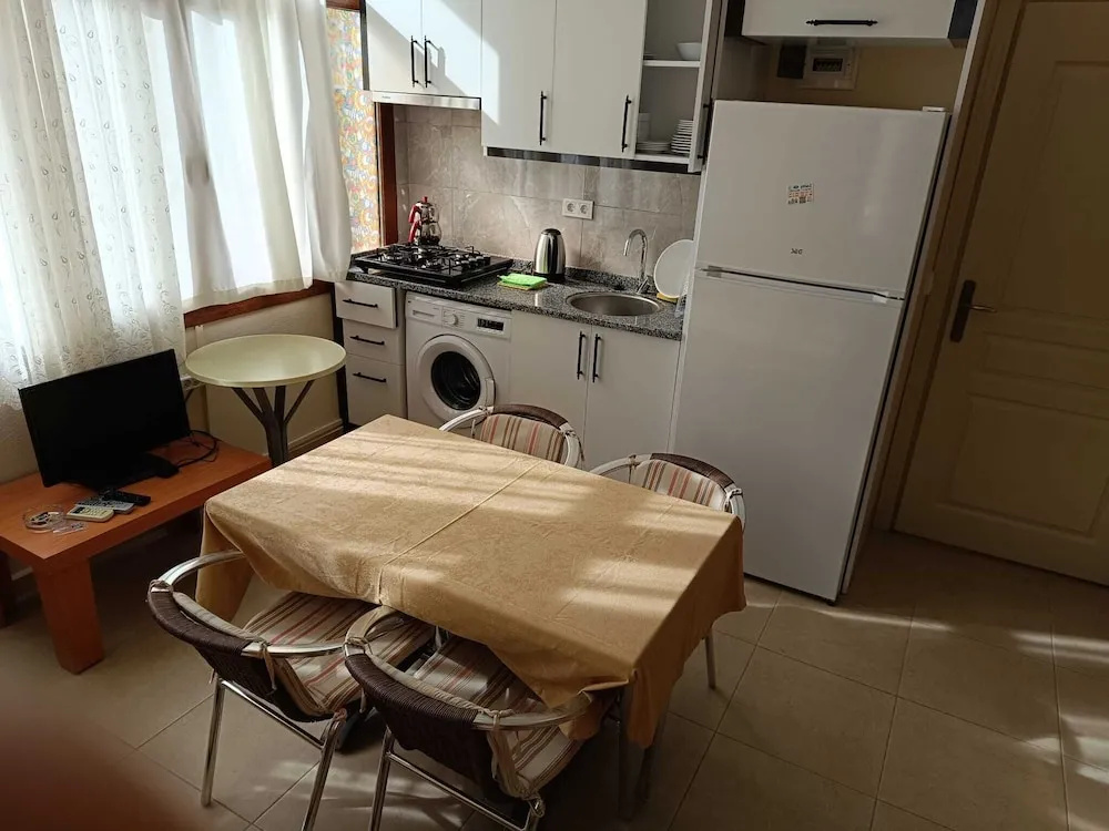 Sirman Apart Hotel