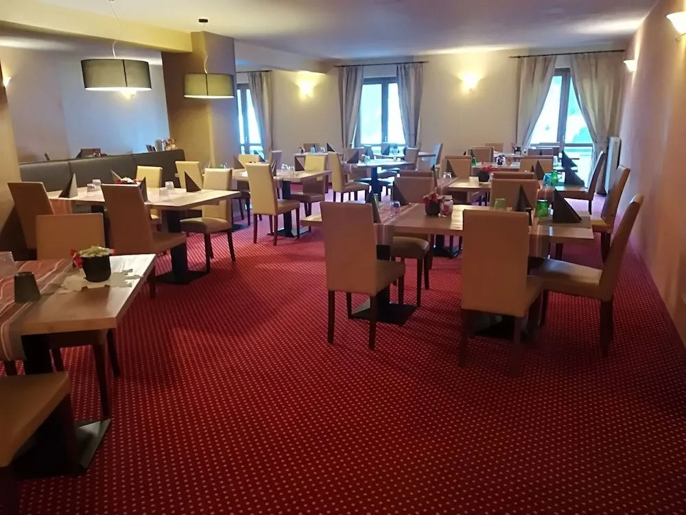 Hotel Adler