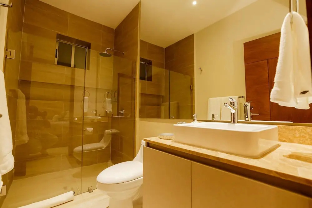 Vista Vela 2103 3 BR by Casago