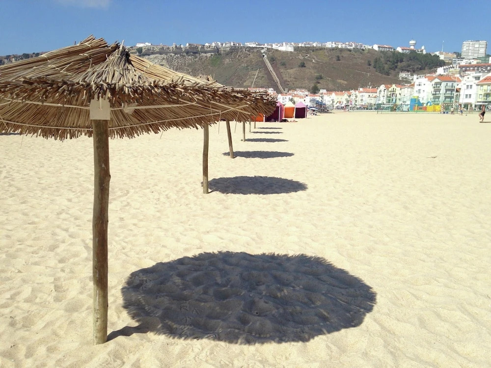 Modern Villa in Sao Martinho do Porto With Swimming Pool