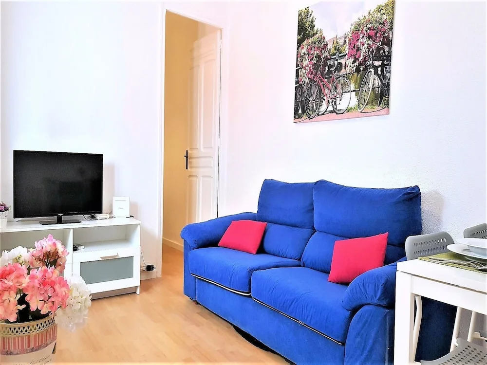 MC YOLO Apartamento Teatro Price