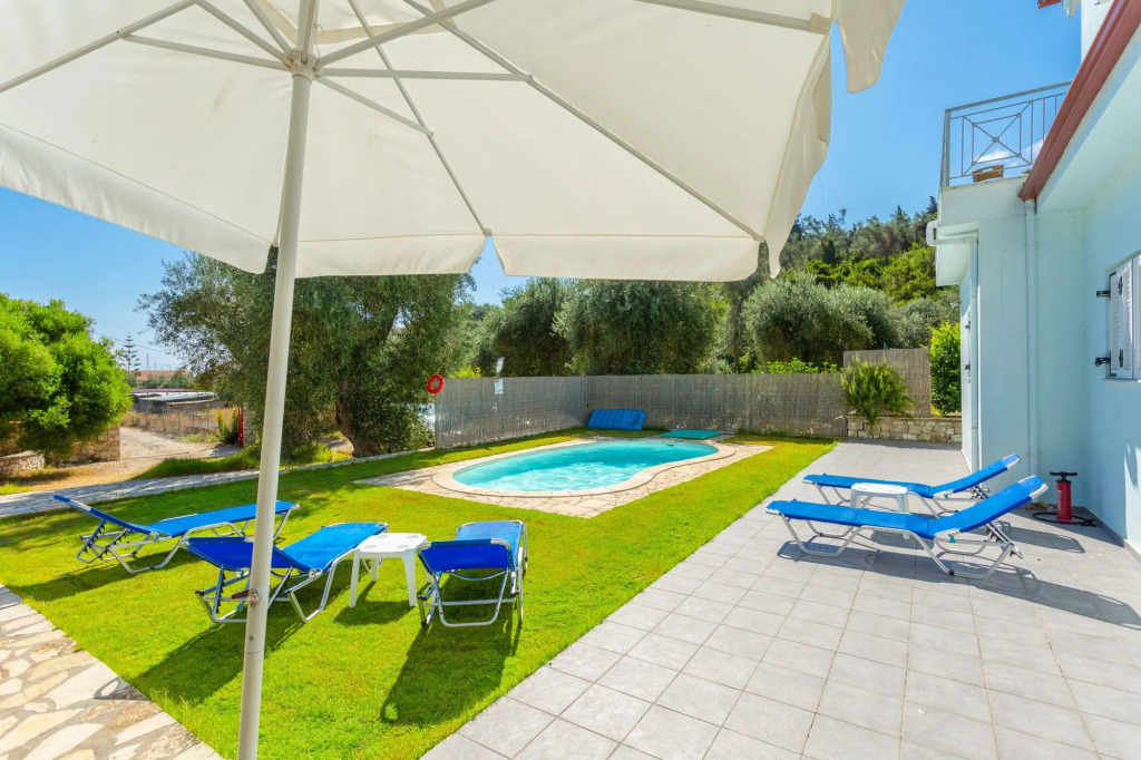Villa Mia Private Pool Walk to Beach A C Wifi Car Not Required Eco-friendly - 2598