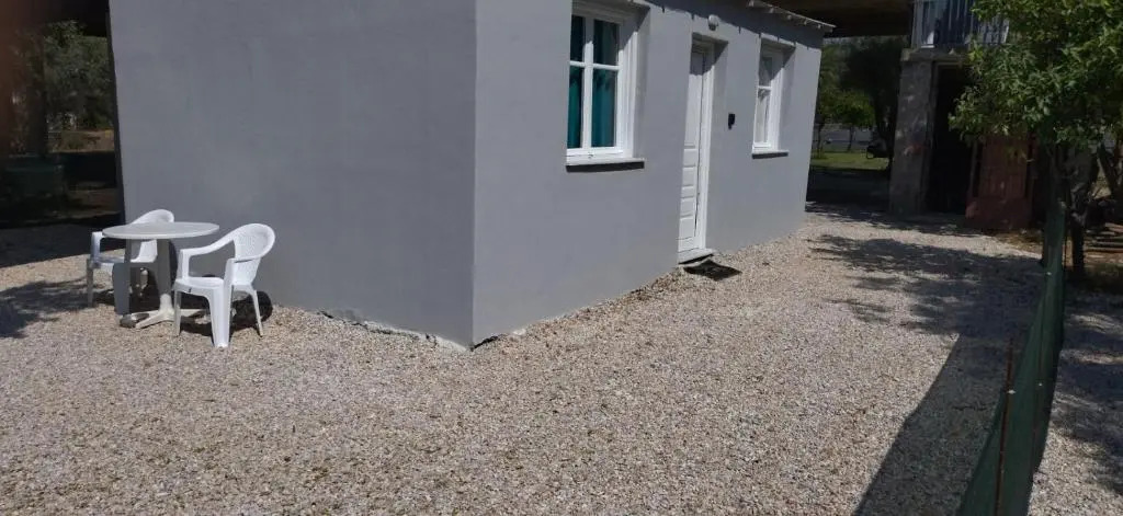 Iro-Kostas House 3