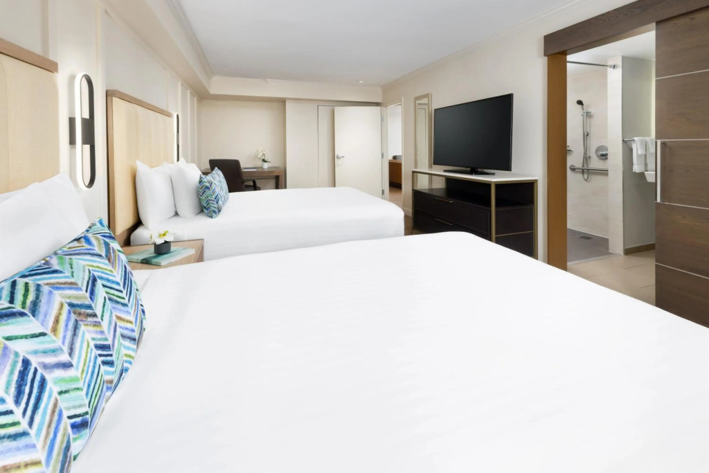 The Anza-a Calabasas Hotel
