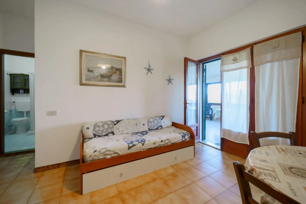 Altana sleeps 2/4 in the Dimora Capoliveri, 400 meters from the centre-ALTANA