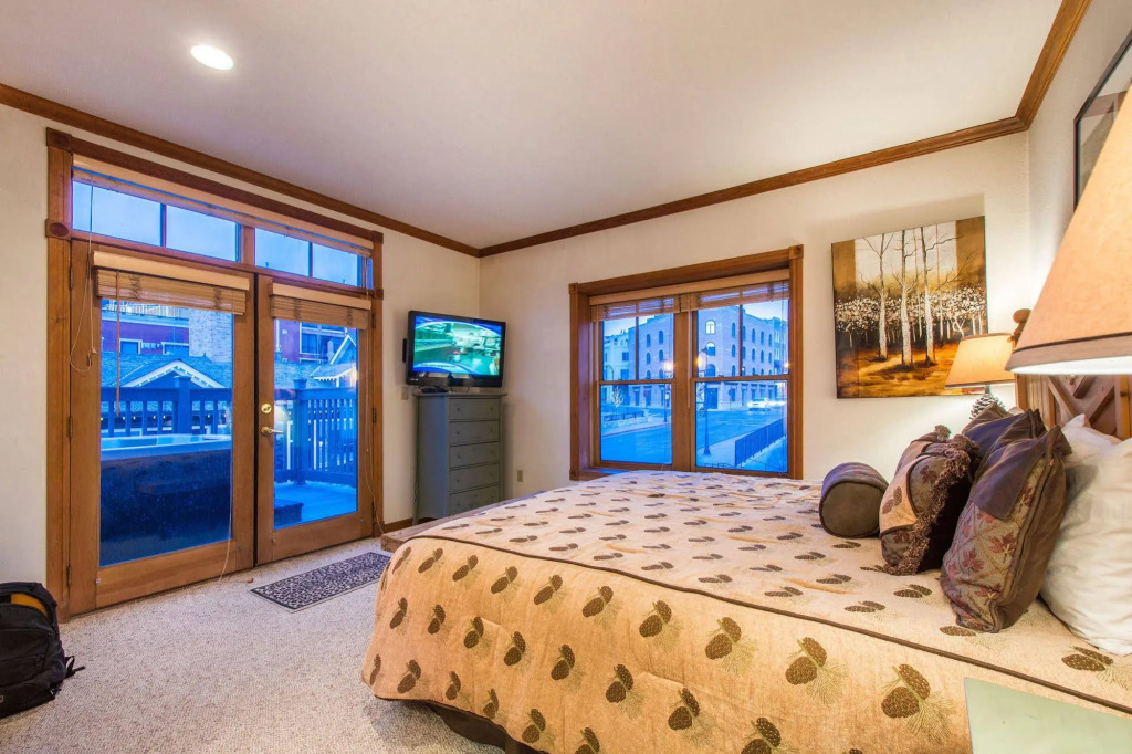 Town Lift By Wyndham Vacation Rentals