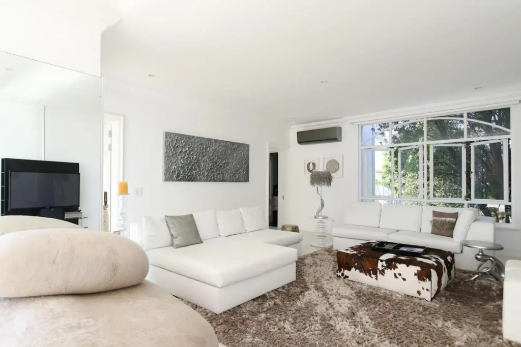 34 Theresa Avenue - Spectacular Villa with Panoramic Views
