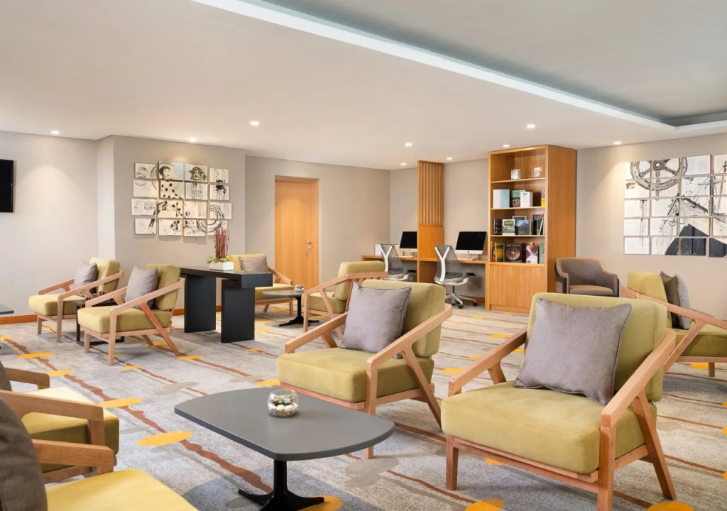 Holiday Inn & Suites Jakarta Gajah Mada by IHG