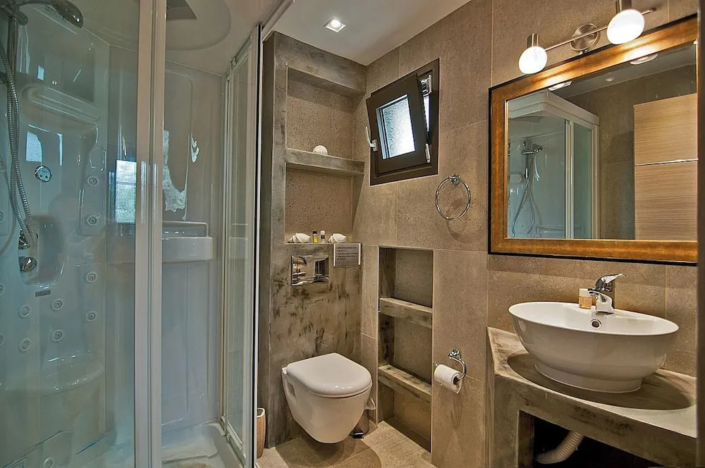 Christies Luxury Suites by Dandy Hospitality
