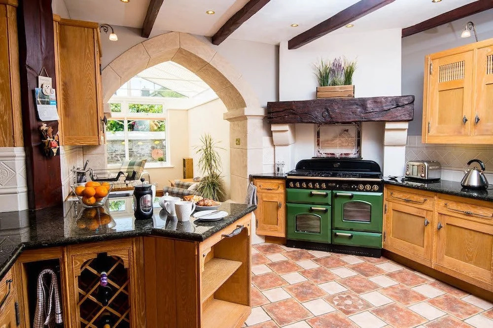The Old School - An impressive countryside retreat, yet close to the coast