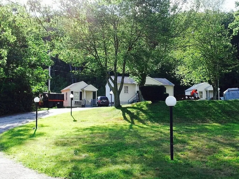 Rainbow Motel