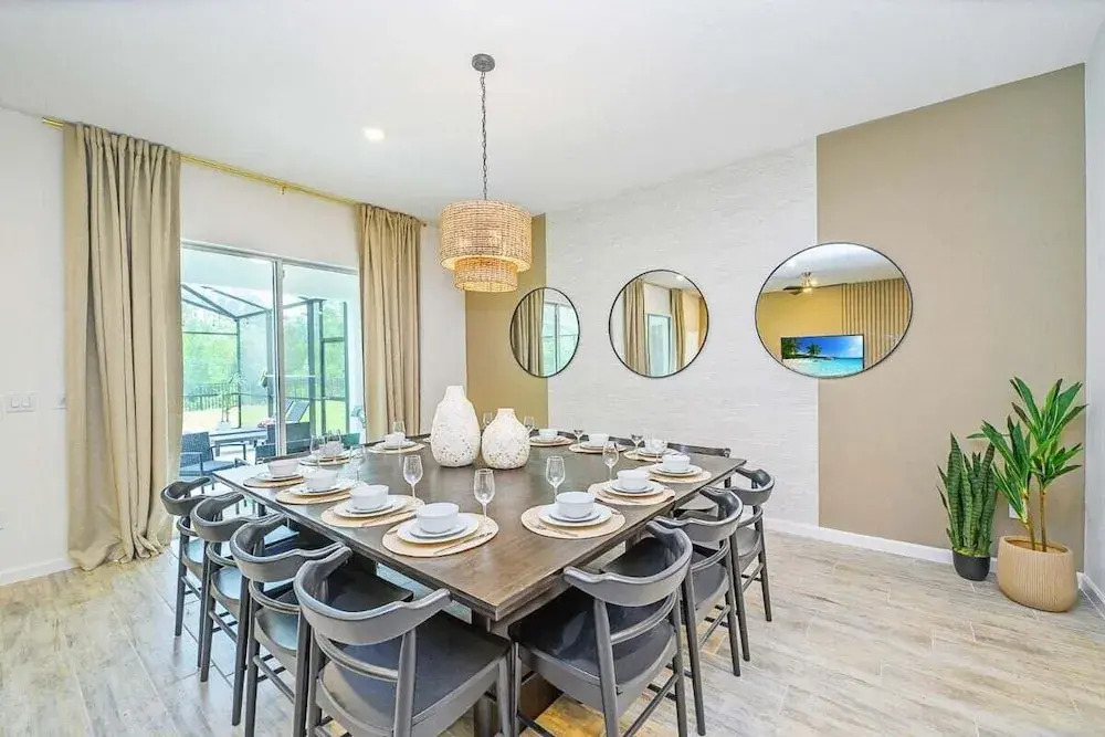2458rd · Brand New 12br Disney Mansion/pool/spa/game Room