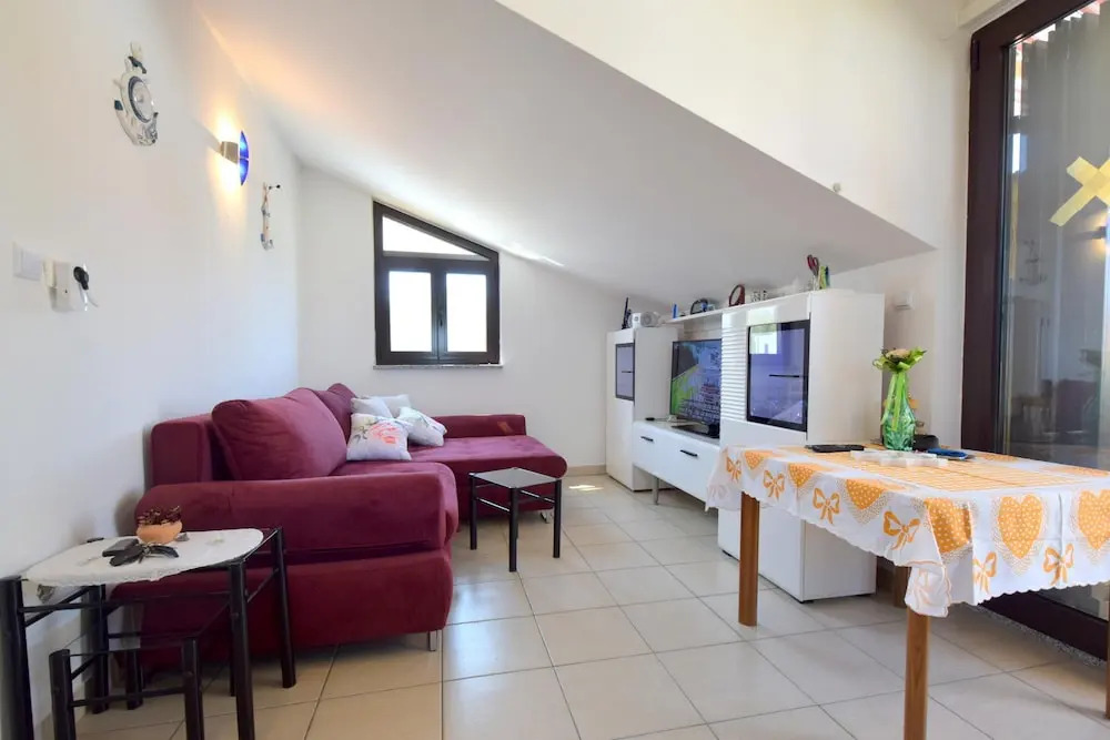 Apartment Kocmut - Vantačići