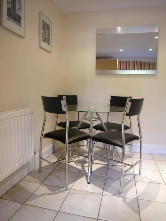 Berkshire Rooms - Newbury