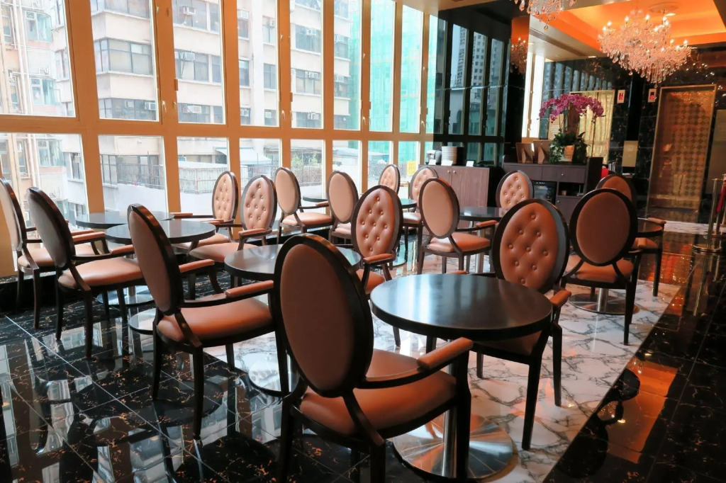 Grand City Hotel