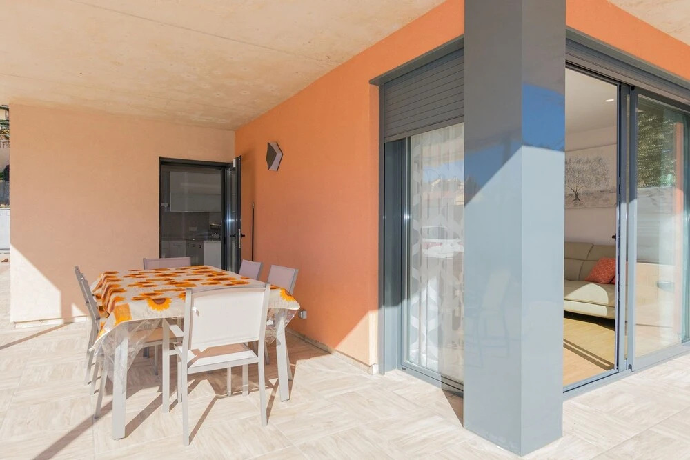 HomeHolidaysRentals Diamond