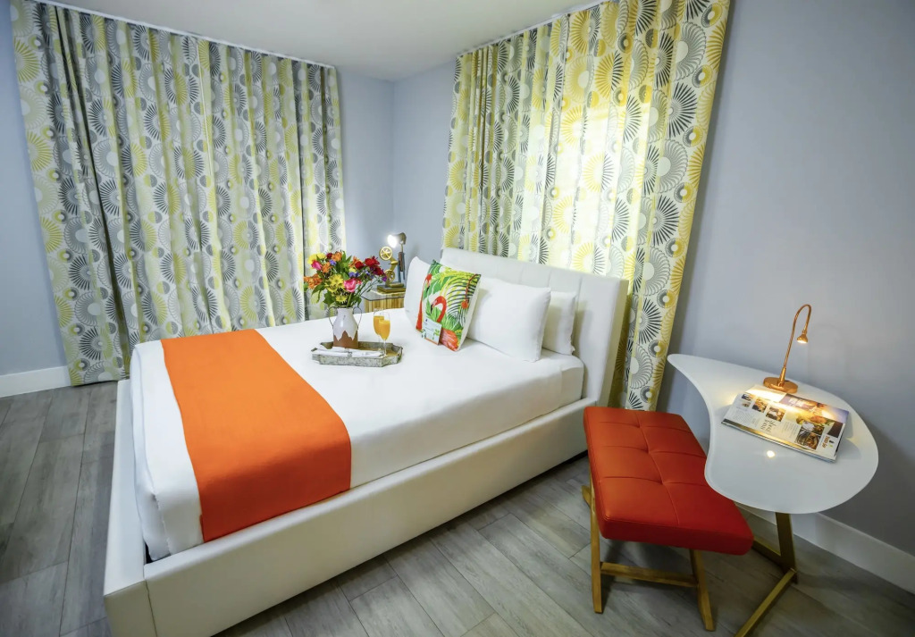 Seaside All Suites Hotel