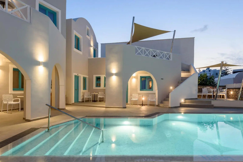 Nikolas Hotel
