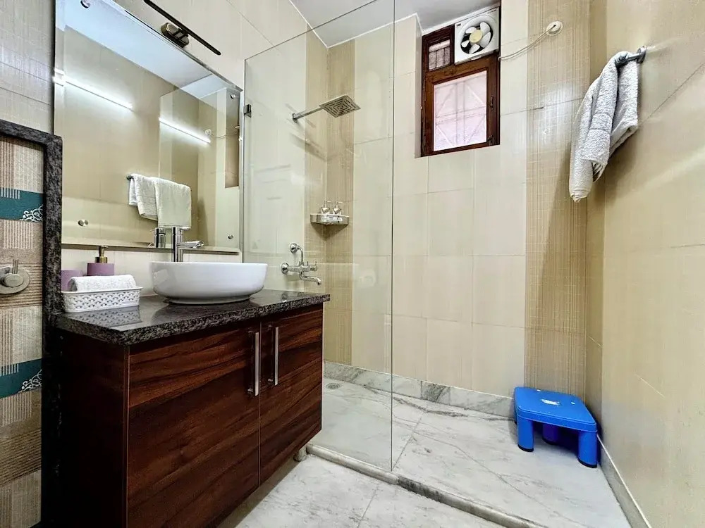 Luxury 4 Bedrooms Indepandent Villa