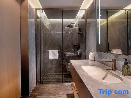 Yuxi Hotel (Xiaoshan Information Port Town Mingxing Road Subway Station)