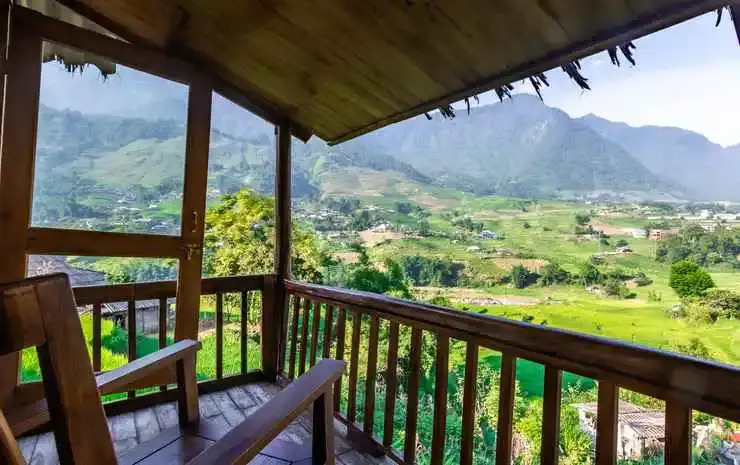 Toce House Tả van