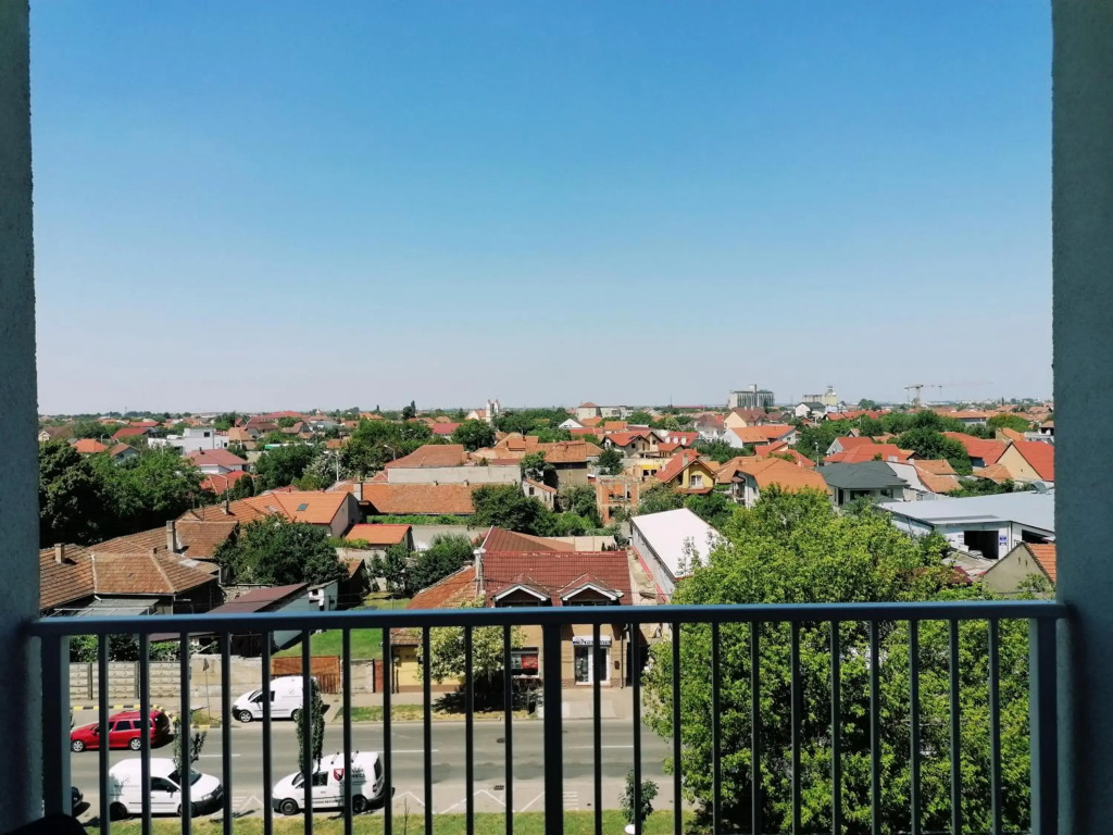 SunsetView Apartment