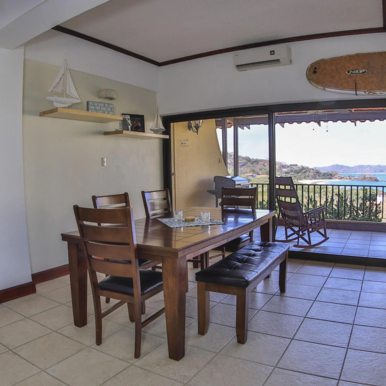 5mins to Marina-oceanview-full Kitchen-pool-ac-gym Presidential Suites 4