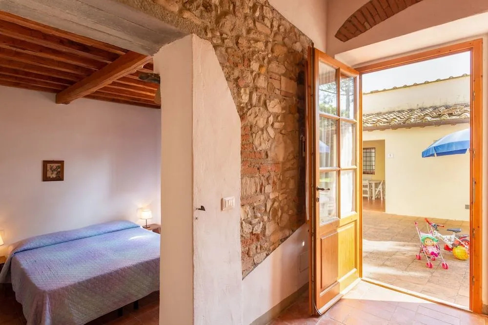 Montignana Apartments