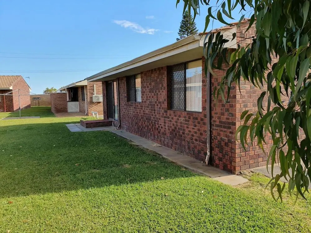 Unit 16, 2 Casuarina Crescent, Ocean Beach Chalets