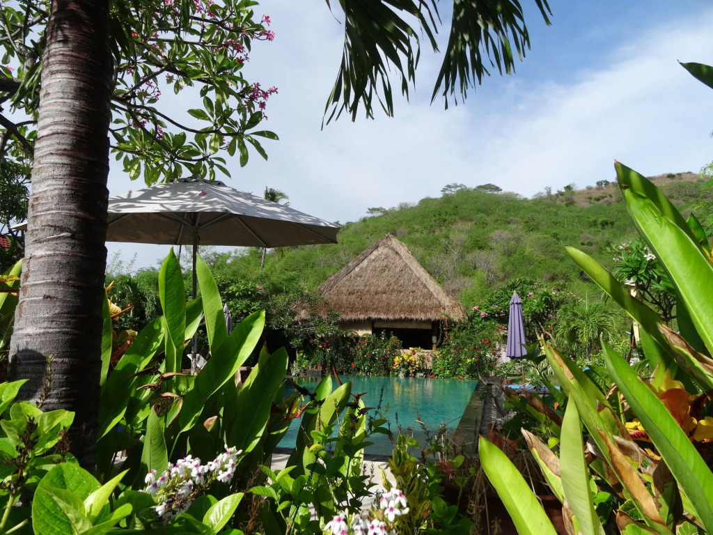 Sunia Loka Bungalows & Dive Center