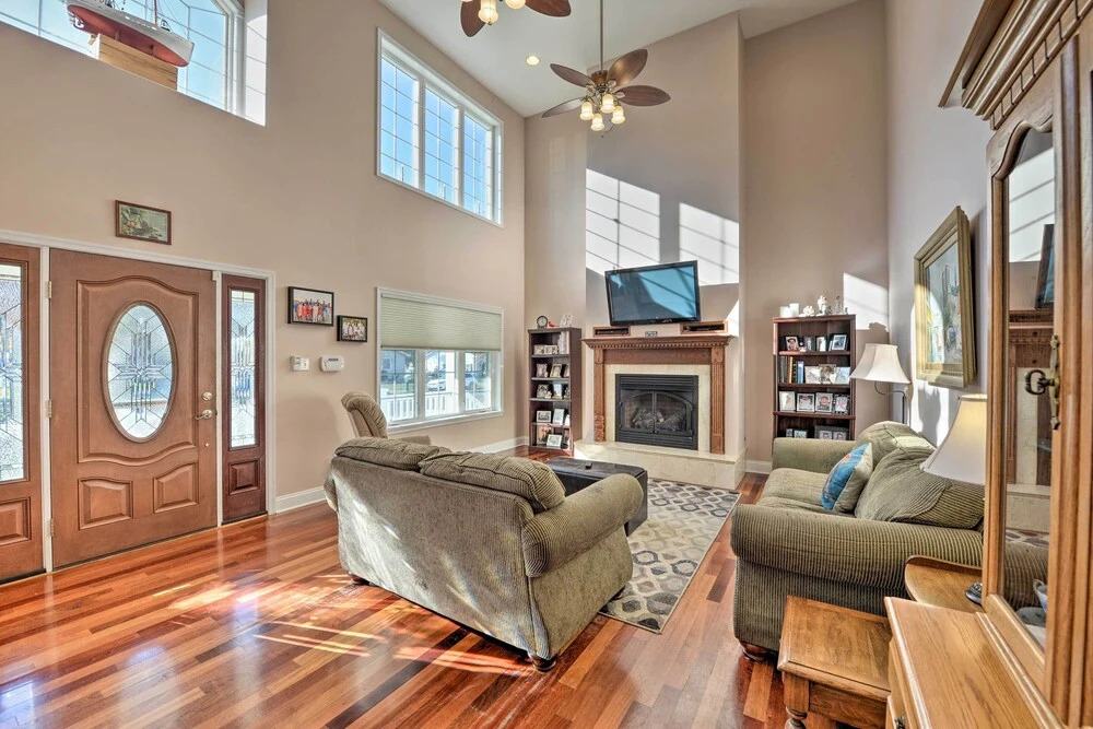 Cape May Getaway with Private Deck and Hot Tub