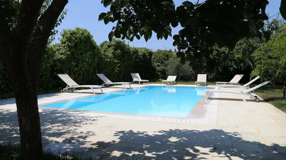 Villa Giulia Liberty 8 Emma Villas