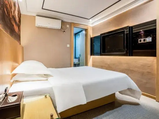 Mandolon Hotel (Shenzhen Liantang Metro Station Store)