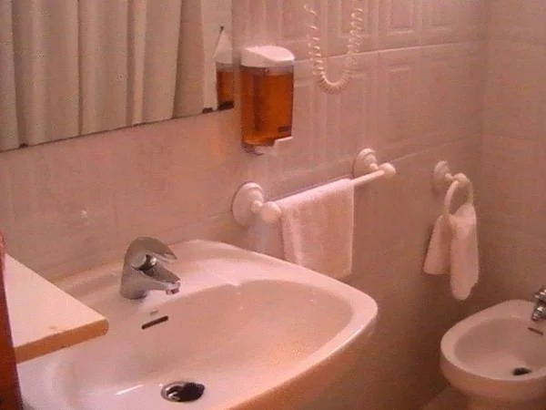 Hostal Ya