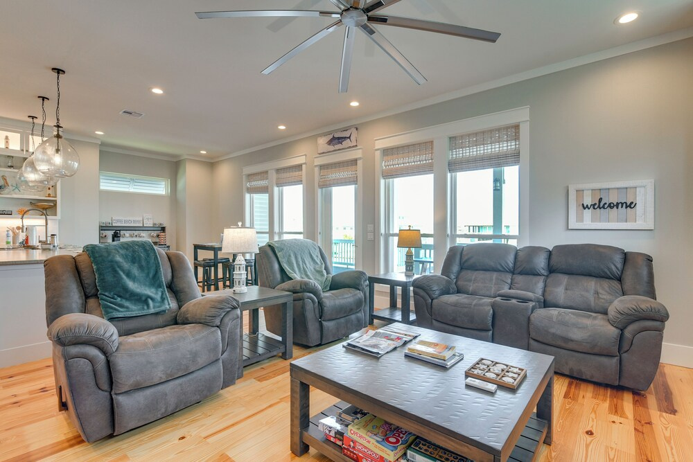 Walk to Beach! Bayfront Port Bolivar Home w/ Dock