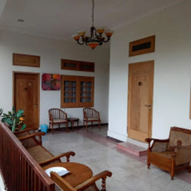 Helena Guest House
