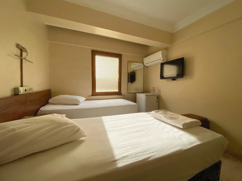 Hotel Cenedag