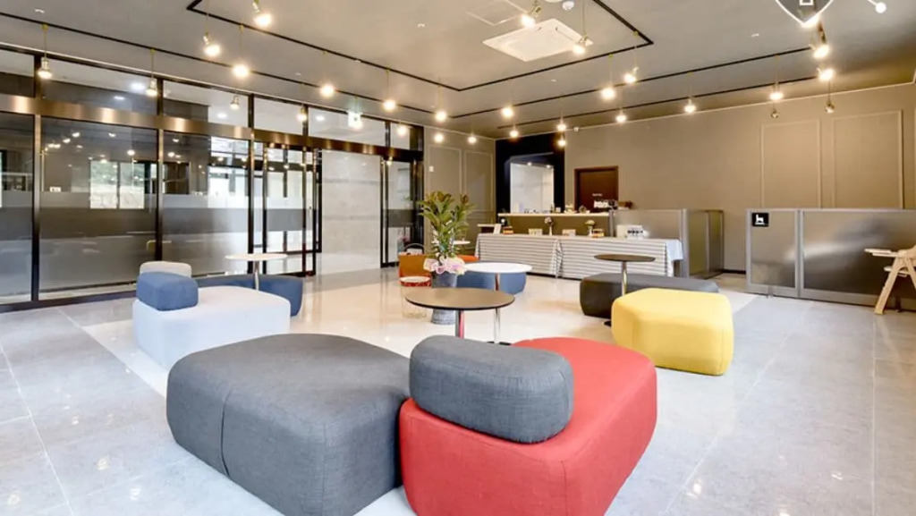 CM Park Hotel